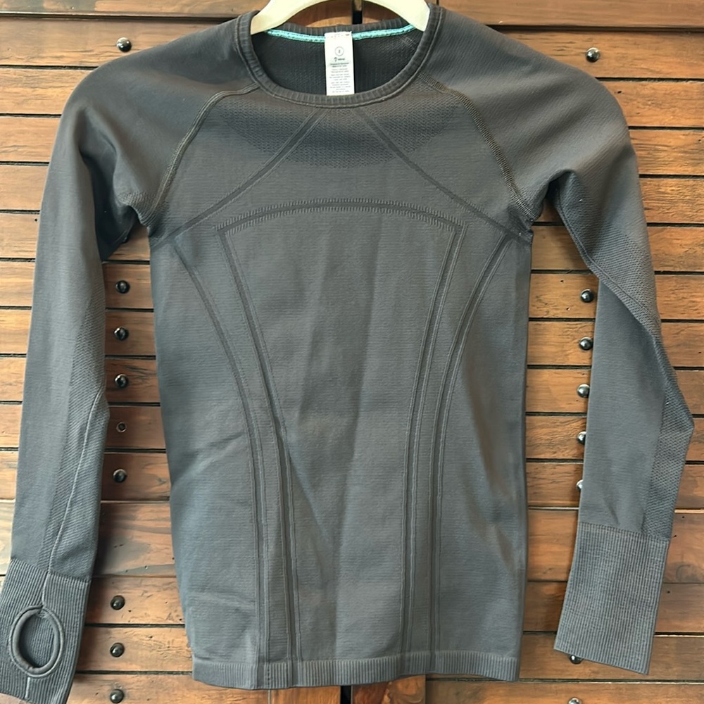 Ivivva Top